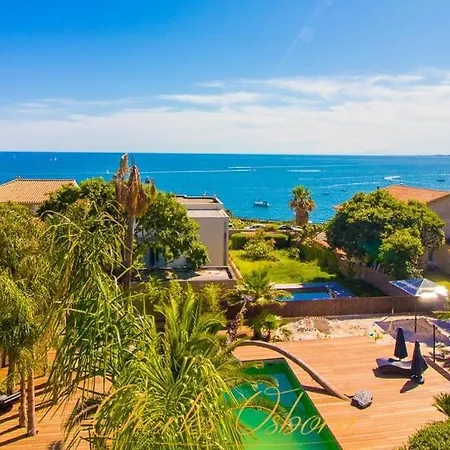 Mahana Villa